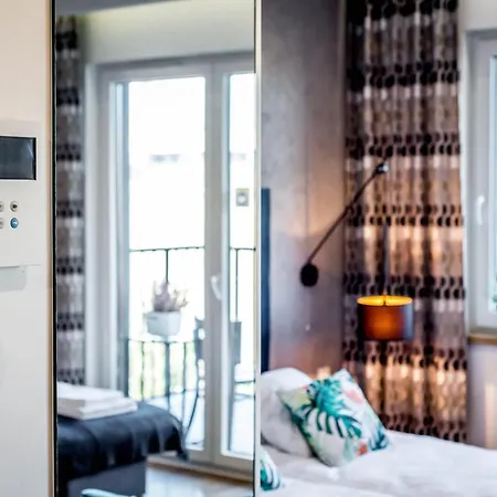 Targi Z Garazem I Silownia * Poznań