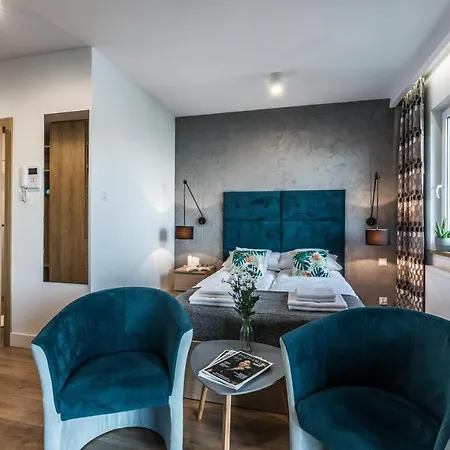 Targi Z Garazem I Silownia Appartement Poznań