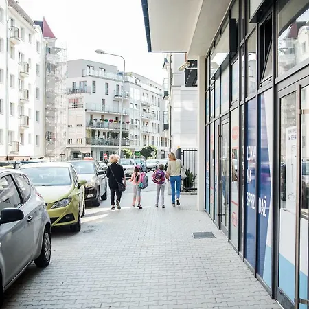 Targi Z Garazem I Silownia * Poznań