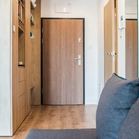 Targi Z Garazem I Silownia Appartement Poznań