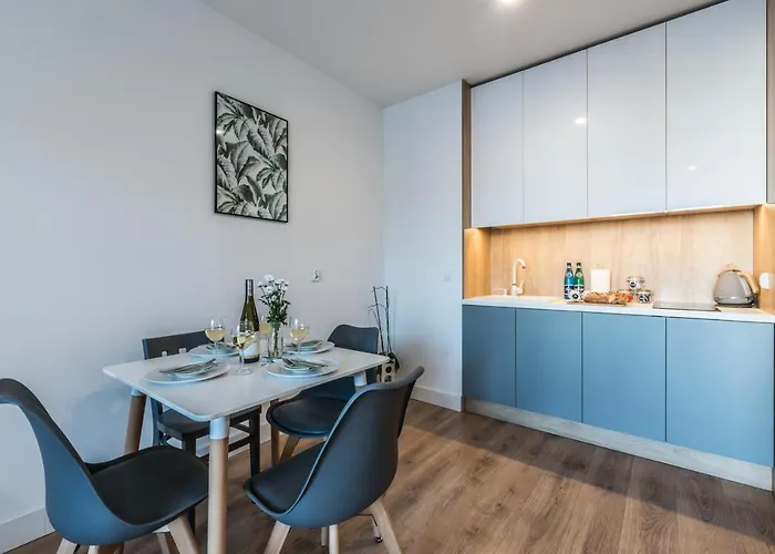 Targi Z Garazem I Silownia * Poznan