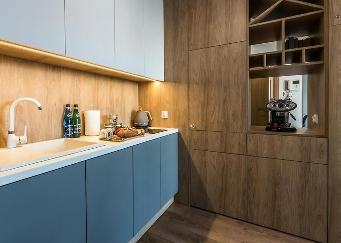 Targi Z Garazem I Silownia Apartment *