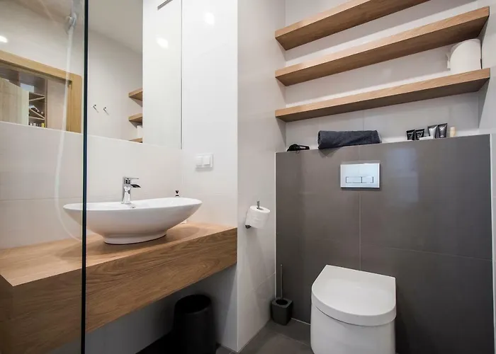 Apartment Targi Z Garazem I Silownia