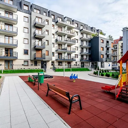 Targi Z Garażem I Siłownią Apartament