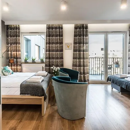 Targi Z Garazem I Silownia *