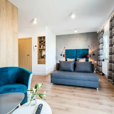Apartament Targi Z Garażem I Siłownią
