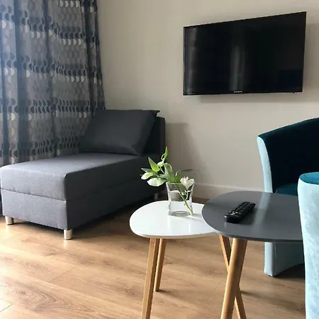 Apartament Targi Z Garażem I Siłownią *