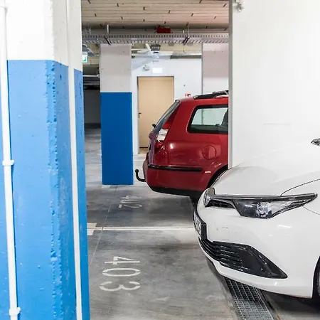 Апартаменти Targi Z Garazem I Silownia *