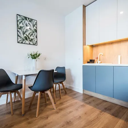 Apartament Targi Z Garażem I Siłownią Poznań