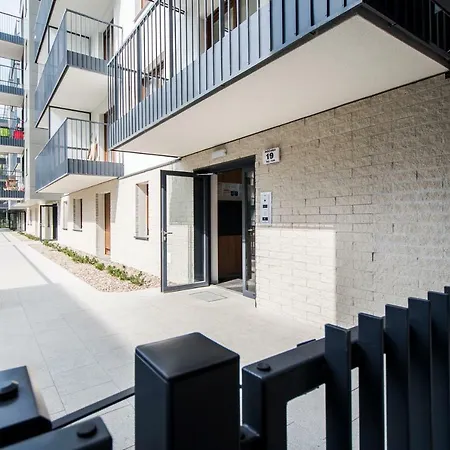 Targi Z Garażem I Siłownią Apartament *