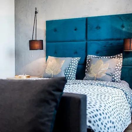 Apartament Targi Z Garażem I Siłownią *