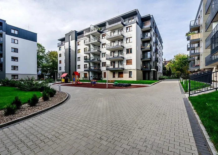 Targi Z Garazem I Silownia Poznań