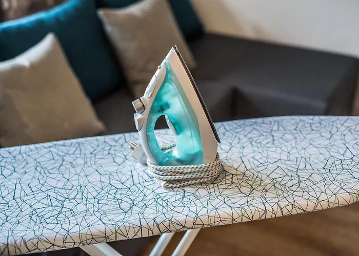 Targi Z Garazem I Silownia *