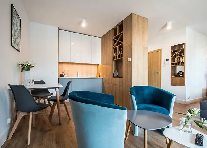 Targi Z Garazem I Silownia Apartman Poznań