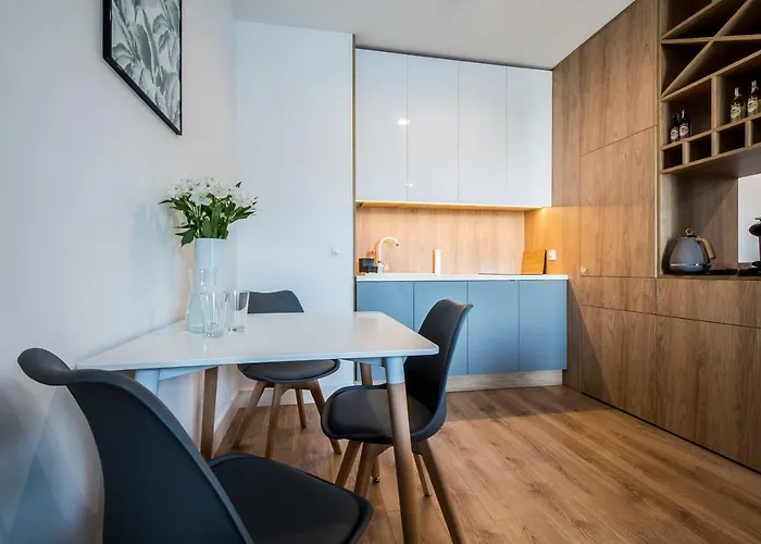 Targi Z Garazem I Silownia Poznań