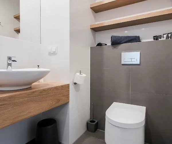 Apartman Targi Z Garazem I Silownia *