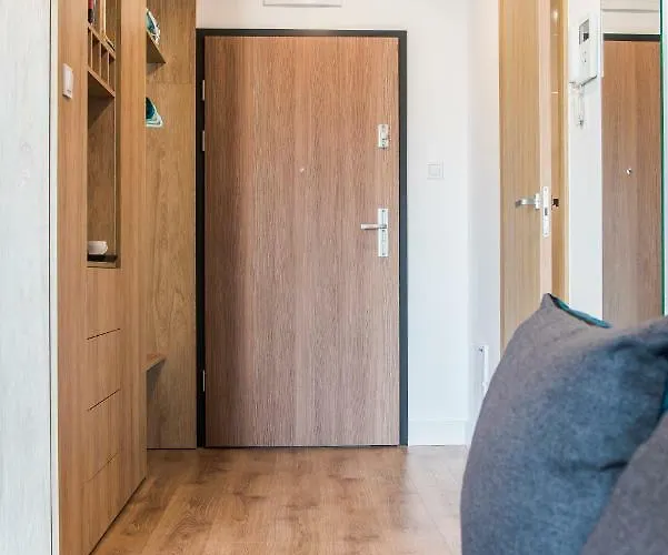 Targi Z Garazem I Silownia Appartement Poznań